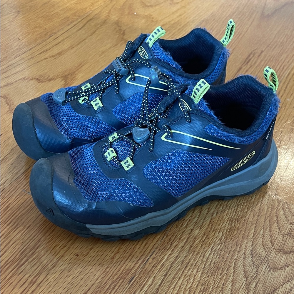 KEEN Wanduro Kids Blue and Black Waterproof Outdoor Shoes